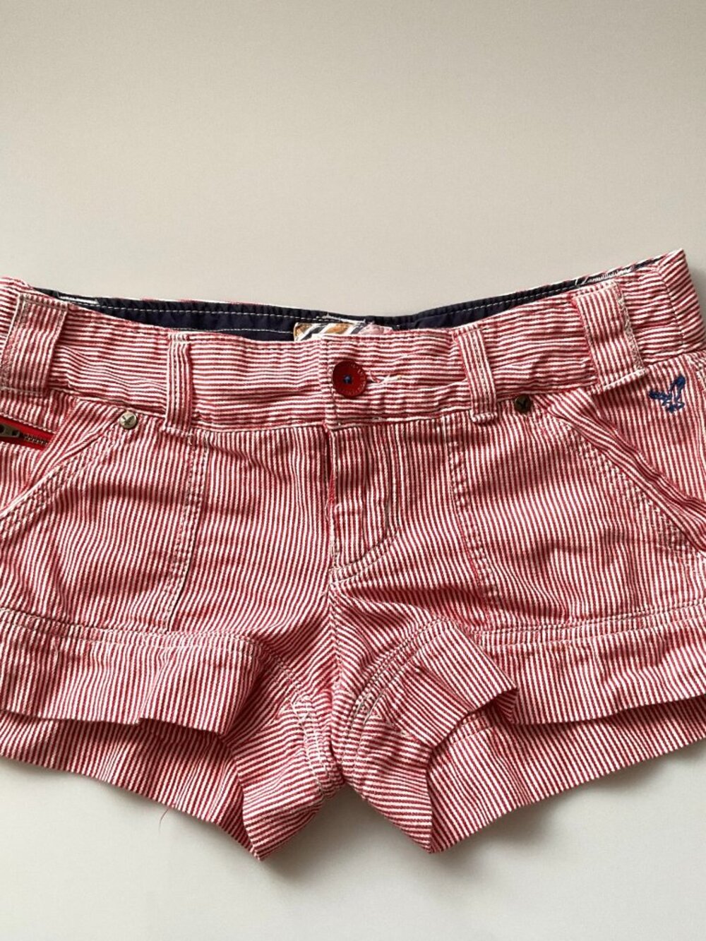 AMERICAN EAGLE OUTFITTERS VINTAGE Y2K RED NAUTICAL HICKORY STRIPE SHORTS